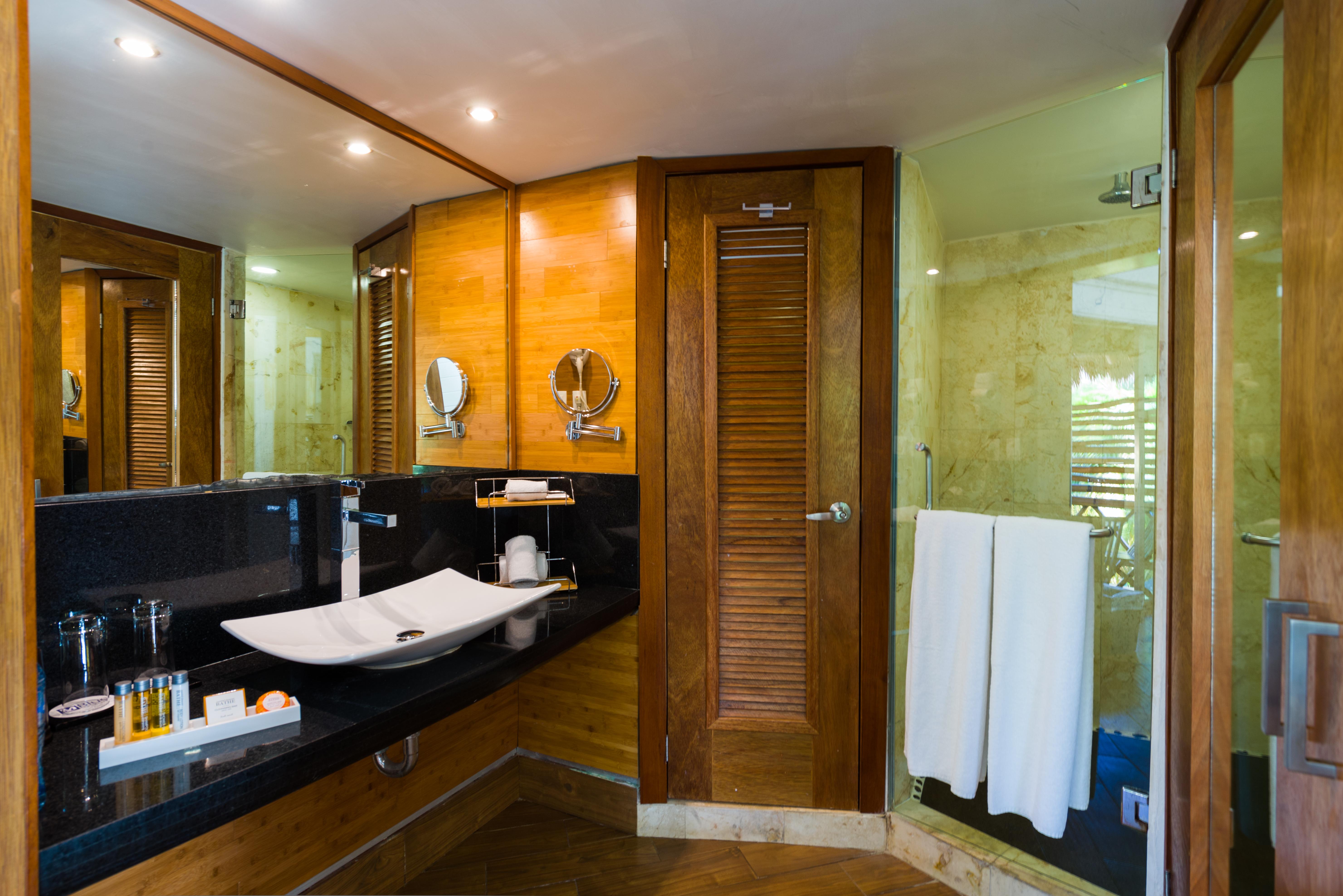 Magic Blue Spa Boutique Hotel Adults Only Playa del Carmen Eksteriør bilde Bathroom