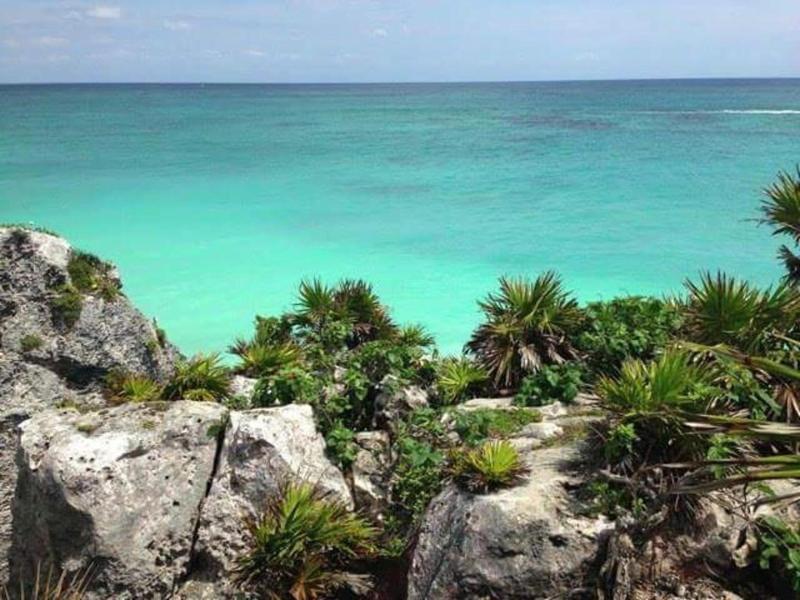 Magic Blue Spa Boutique Hotel Adults Only Playa del Carmen Eksteriør bilde View from the ruins of Tulum